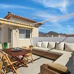 Oramas House - Pool & Terrace Appartement